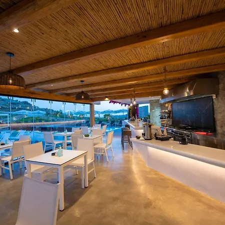 Bianco A Nero Mykonos ホテル