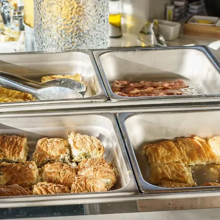 Bianco A Nero Mykonos ホテル Plintri