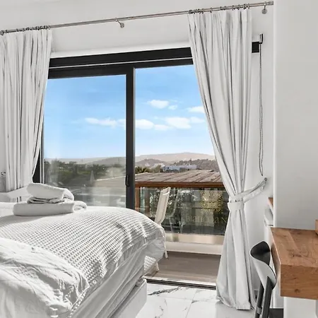 Bianco A Nero Mykonos Hotell 3*