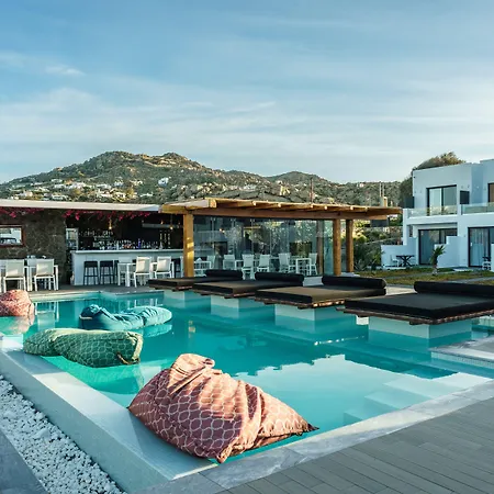 Bianco A Nero Mykonos Hotel 3*