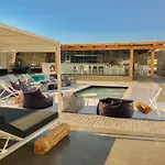 Bianco A Nero Mykonos 3*