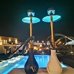 Hotell Bianco A Nero Mykonos Plintri