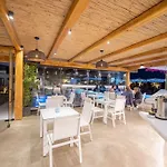 Hotell Bianco A Nero Mykonos