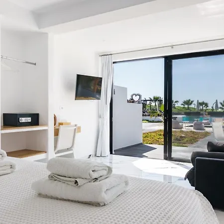 Bianco A Nero Mykonos Отель