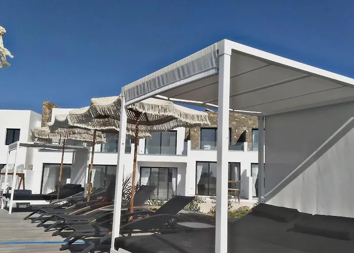 מלון Bianco A Nero Mykonos 3*