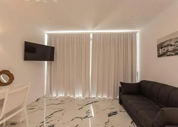 Bianco A Nero Mykonos מלון 3*